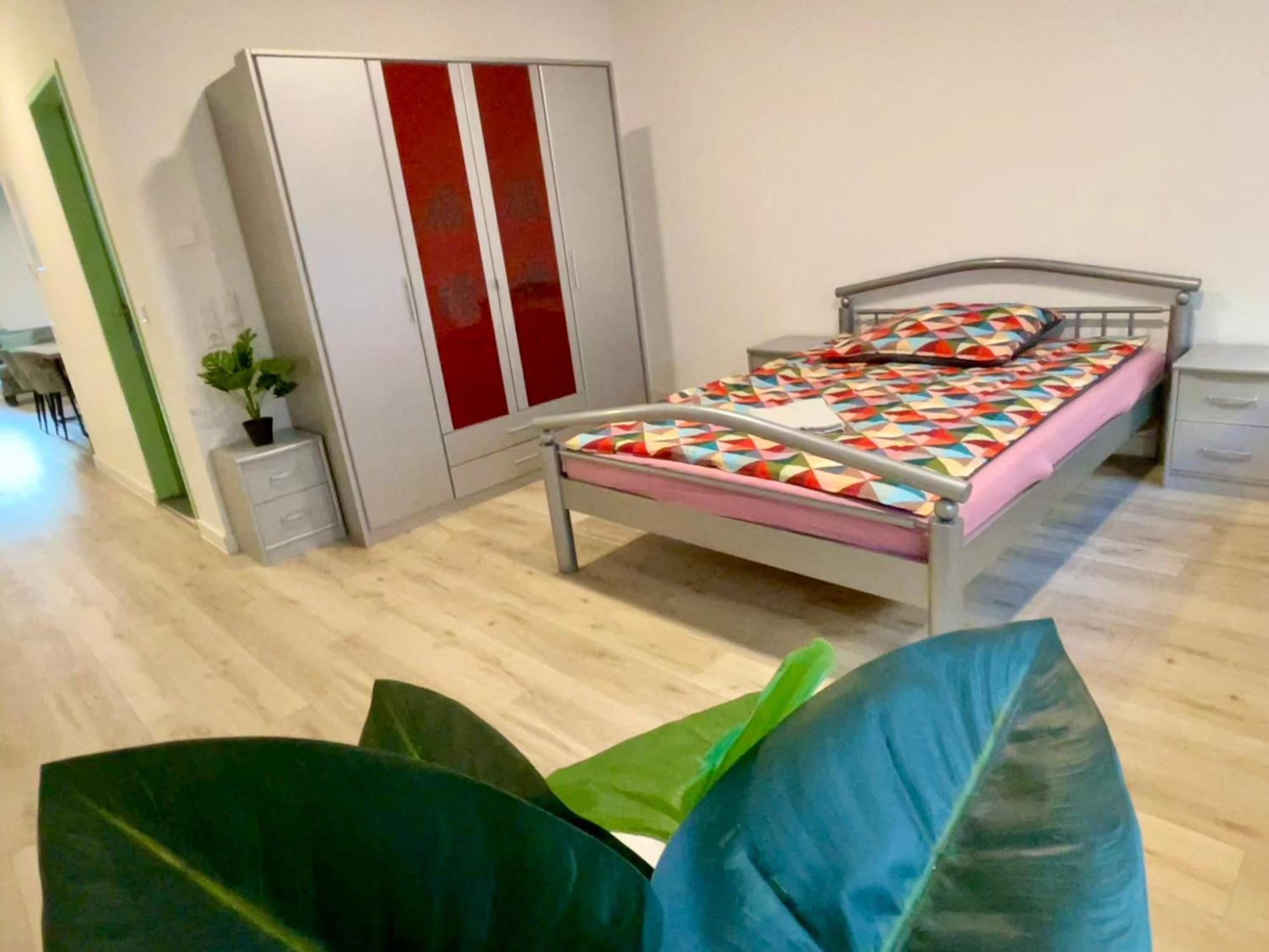 Neu Goldstadt Wunderschoenes 2 Zimmer Apartament Schloessle Zentrum Pforzheim Ngoại thất bức ảnh