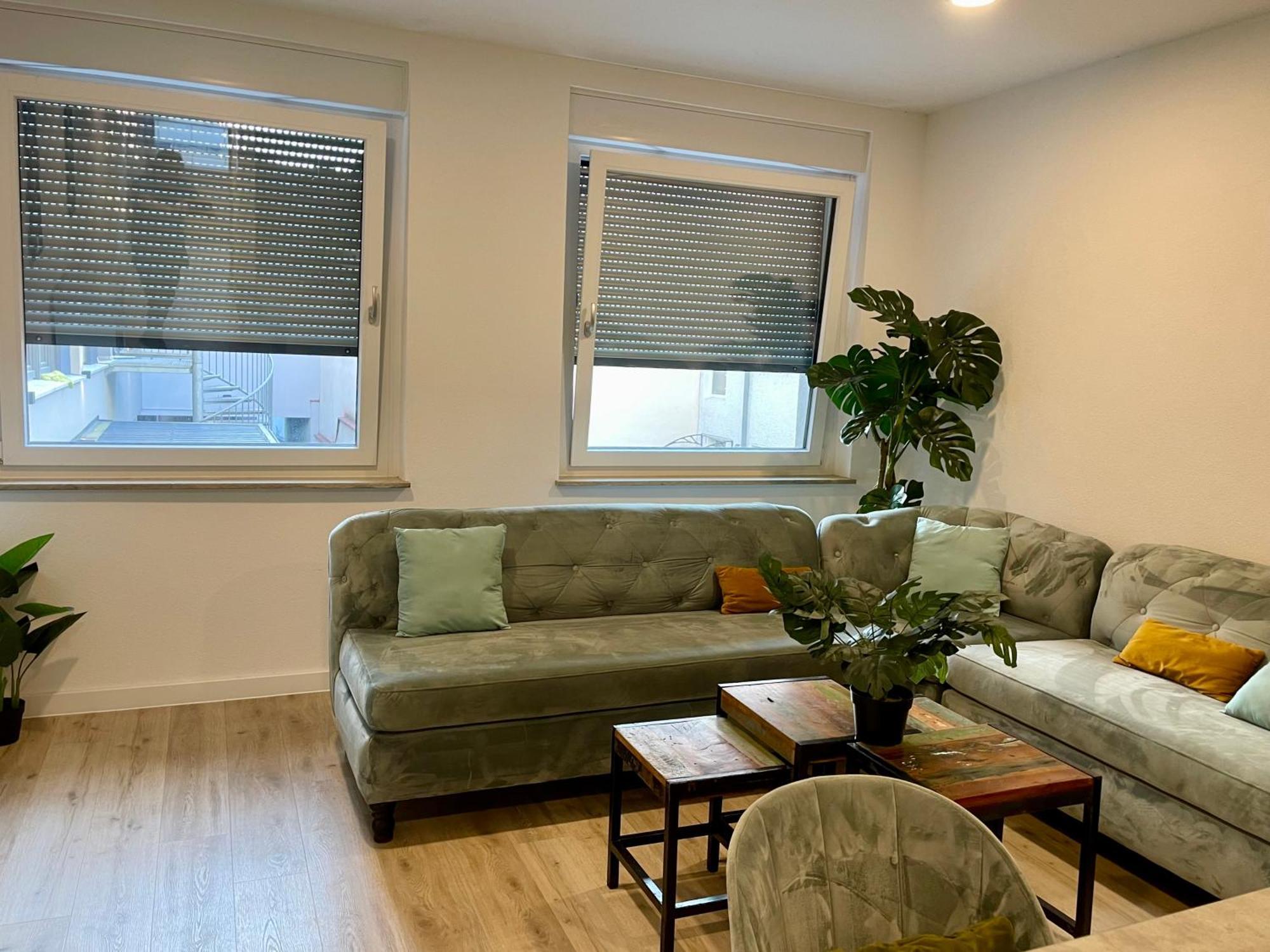 Neu Goldstadt Wunderschoenes 2 Zimmer Apartament Schloessle Zentrum Pforzheim Ngoại thất bức ảnh