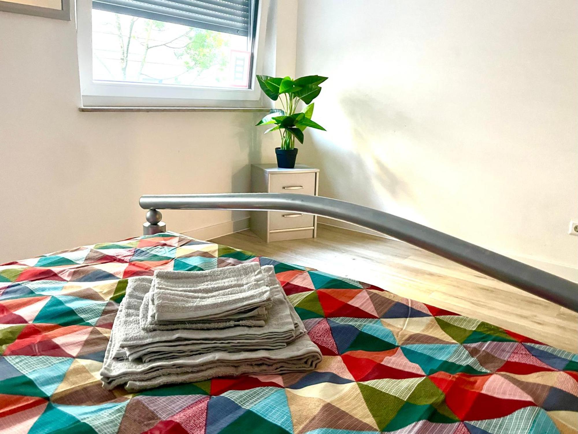 Neu Goldstadt Wunderschoenes 2 Zimmer Apartament Schloessle Zentrum Pforzheim Ngoại thất bức ảnh
