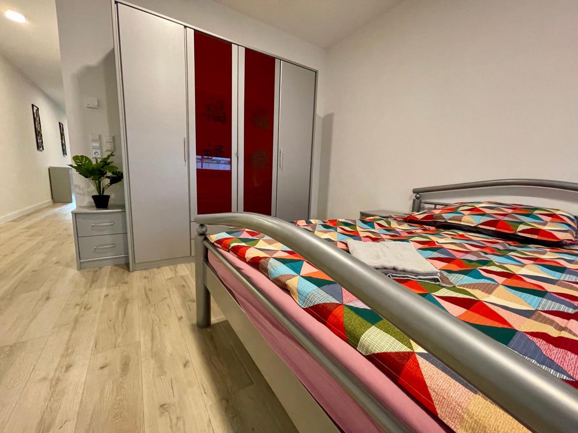 Neu Goldstadt Wunderschoenes 2 Zimmer Apartament Schloessle Zentrum Pforzheim Ngoại thất bức ảnh
