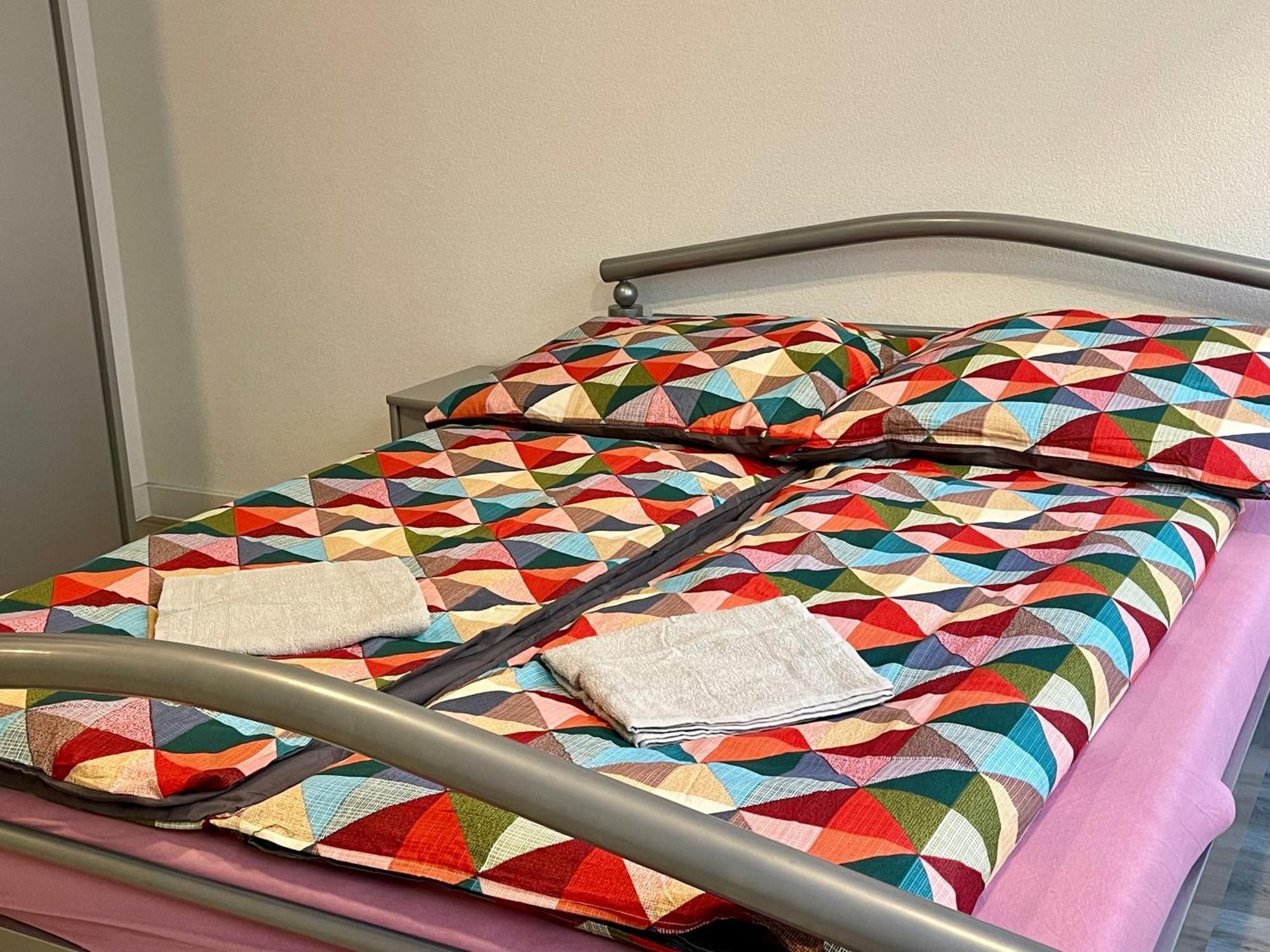 Neu Goldstadt Wunderschoenes 2 Zimmer Apartament Schloessle Zentrum Pforzheim Ngoại thất bức ảnh