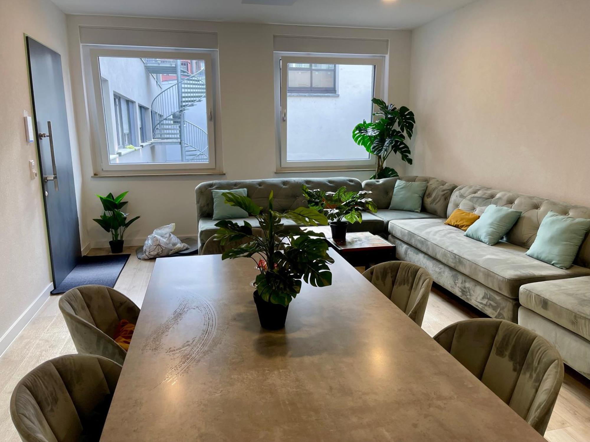 Neu Goldstadt Wunderschoenes 2 Zimmer Apartament Schloessle Zentrum Pforzheim Ngoại thất bức ảnh