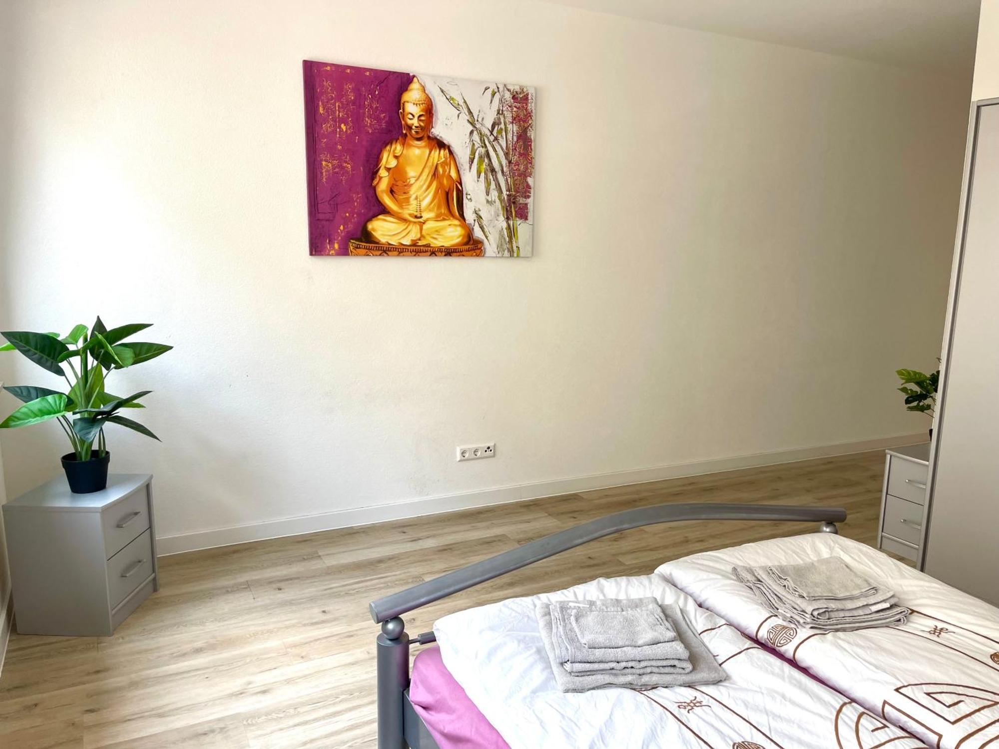 Neu Goldstadt Wunderschoenes 2 Zimmer Apartament Schloessle Zentrum Pforzheim Ngoại thất bức ảnh